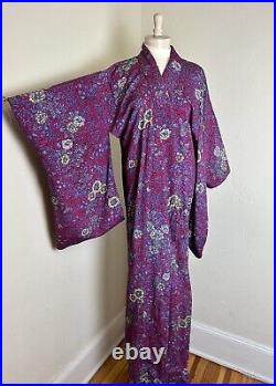 Beautiful VTG 40s 50s Purple Red Floral Japanese Printed Silk Kimono Furisode