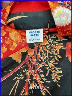 Beautiful Vintage 100% Silk Kimono Floral Belted Made in Japan Coral