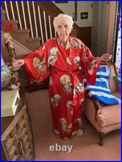 DISNEY WDW JAPAN PAVILION 100% silk Kimono red pattern OSFA