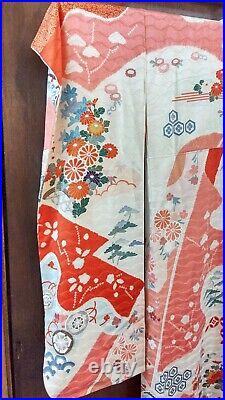 Japanese Kimono SILK Furisode /Red goshoguruma/Height 154cm