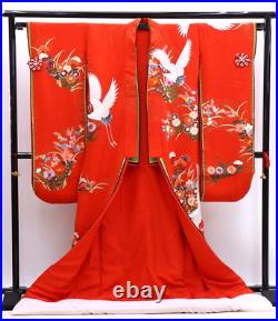 Kimono Japanese silk Red Uchikake Wedding Embroidery Flying cranes Vintage