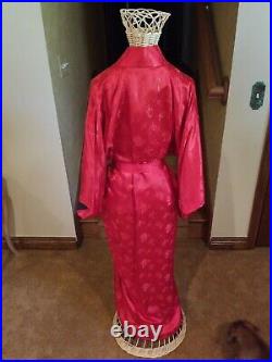 Red 100% pure Mulberry silk Kimono from Japan