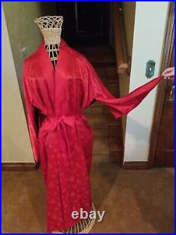 Red 100% pure Mulberry silk Kimono from Japan