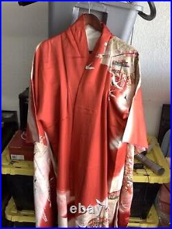 Vintage 100% Silk Red Japanese Kimono Made in Japan