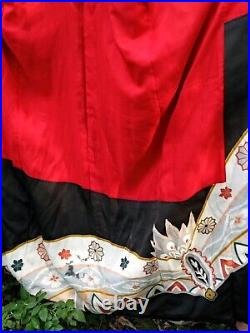 Vintage Stunning Japanese Silk Black Floral Red Lined Kimono w. Sash